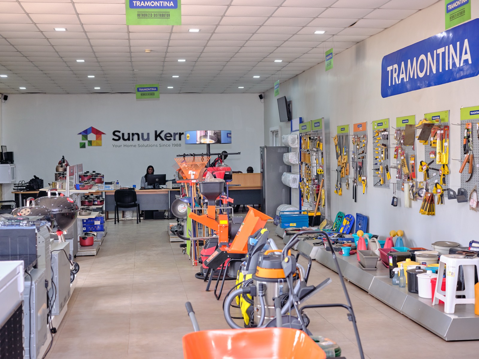 Sunu Kerr photo 9